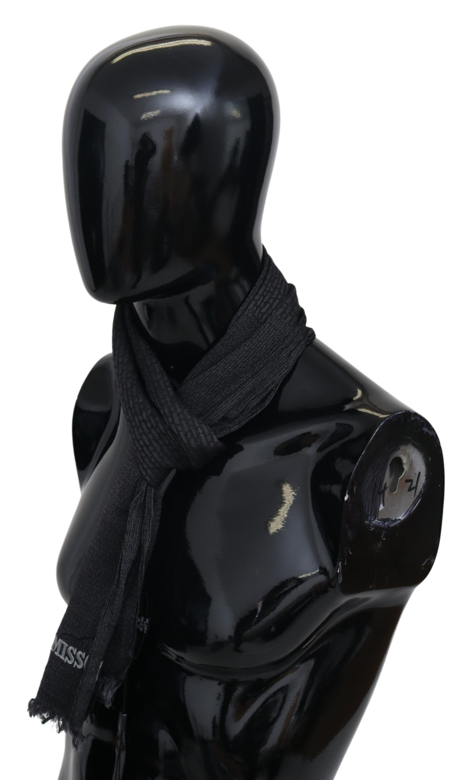Missoni Elegant Black Wool Fringed Scarf - ACCEXO