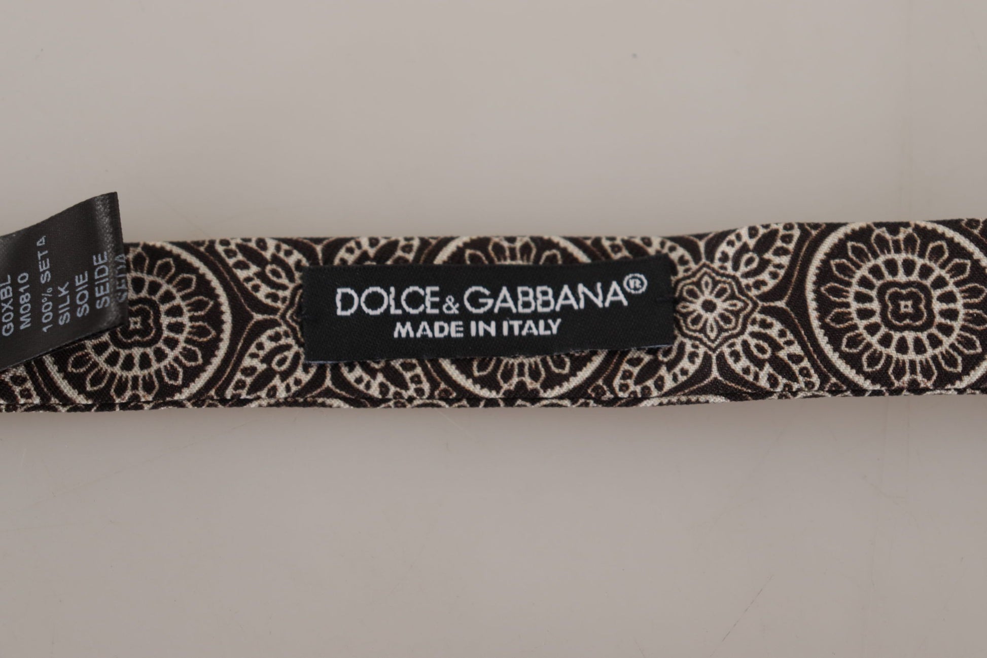 Dolce & Gabbana Elegant Silk Black & White Bow Tie - ACCEXO