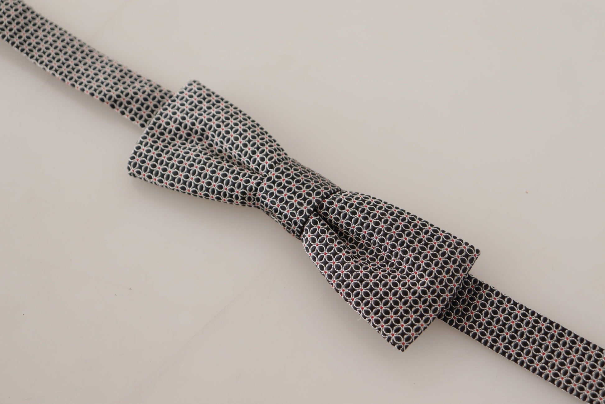 Dolce & Gabbana Elegant Black Silk Bow Tie - ACCEXO