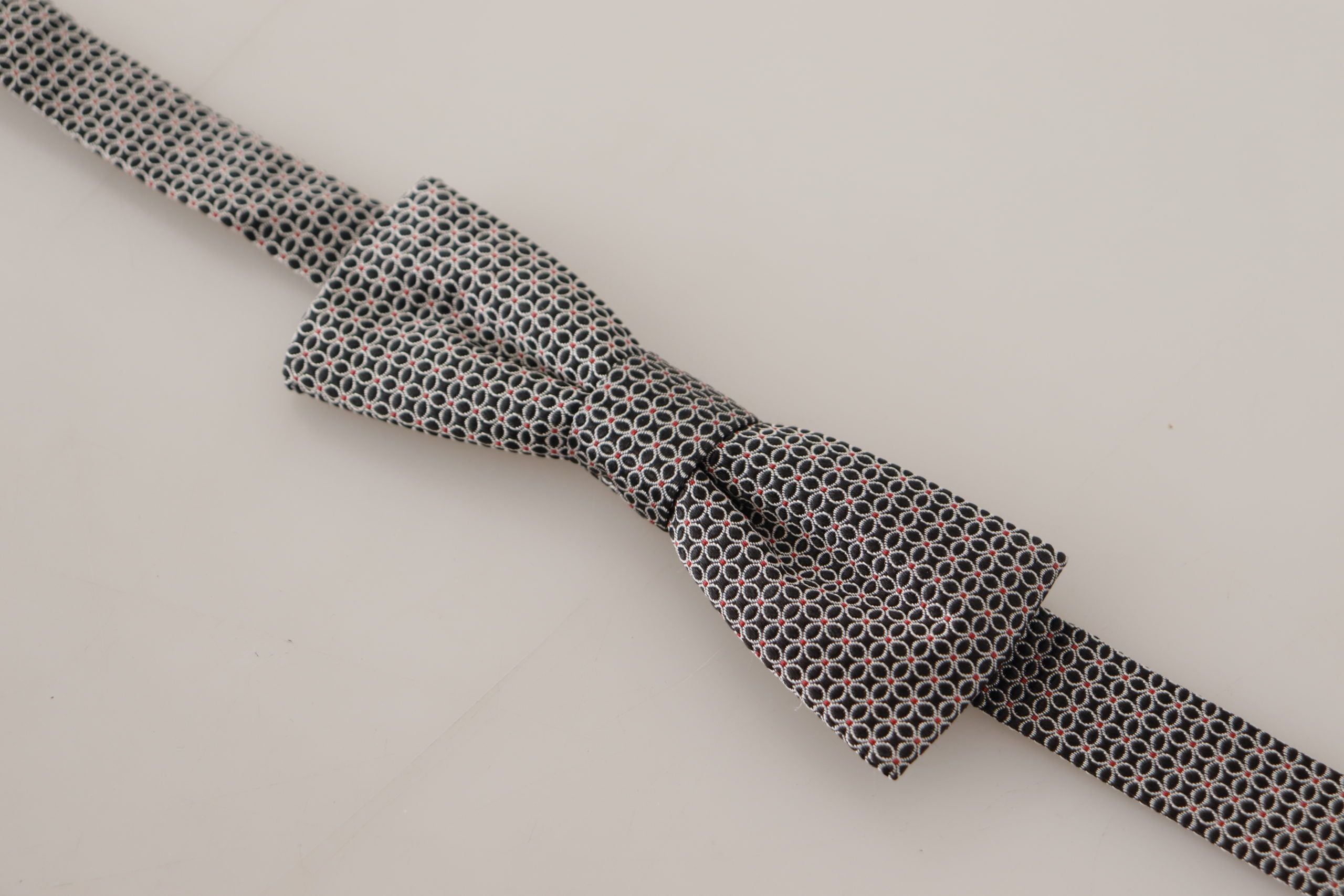 Dolce & Gabbana Elegant Black Silk Bow Tie - ACCEXO