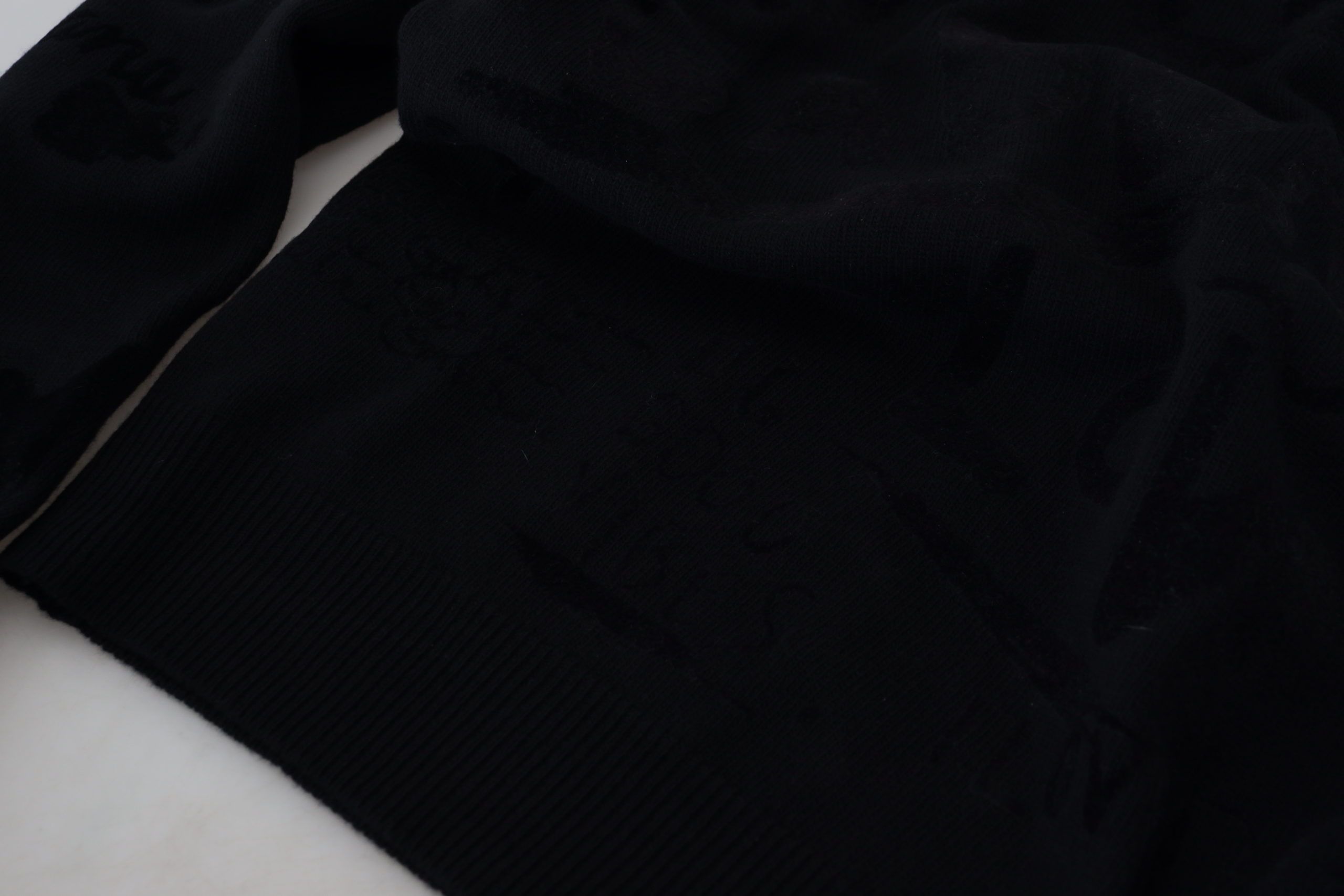 Dolce & Gabbana Elegant Black Logo Wool Sweater - ACCEXO