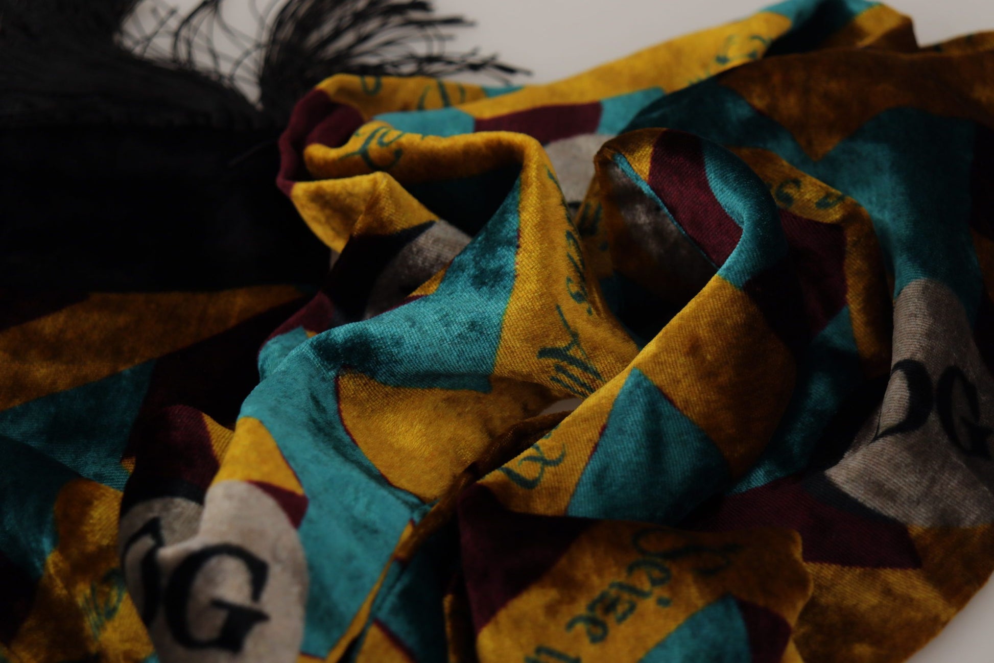 Dolce & Gabbana Elegant Multicolor Silk Blend Men's Scarf - ACCEXO