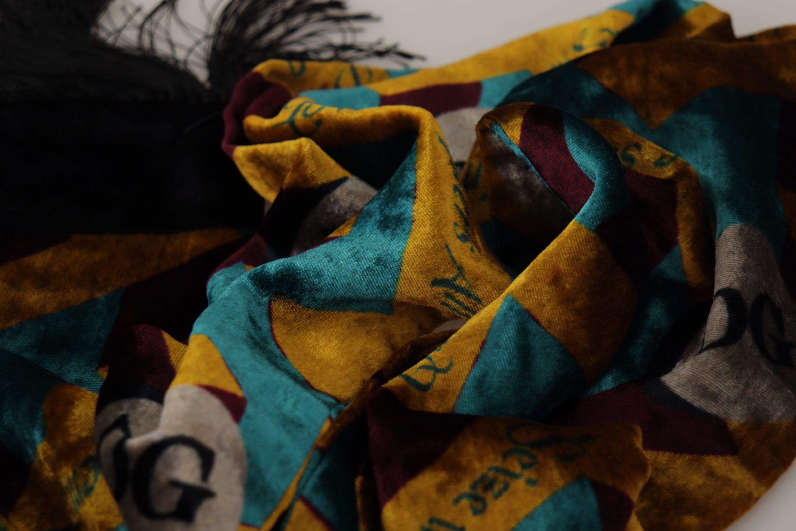 Dolce & Gabbana Elegant Multicolor Silk Blend Men's Scarf - ACCEXO