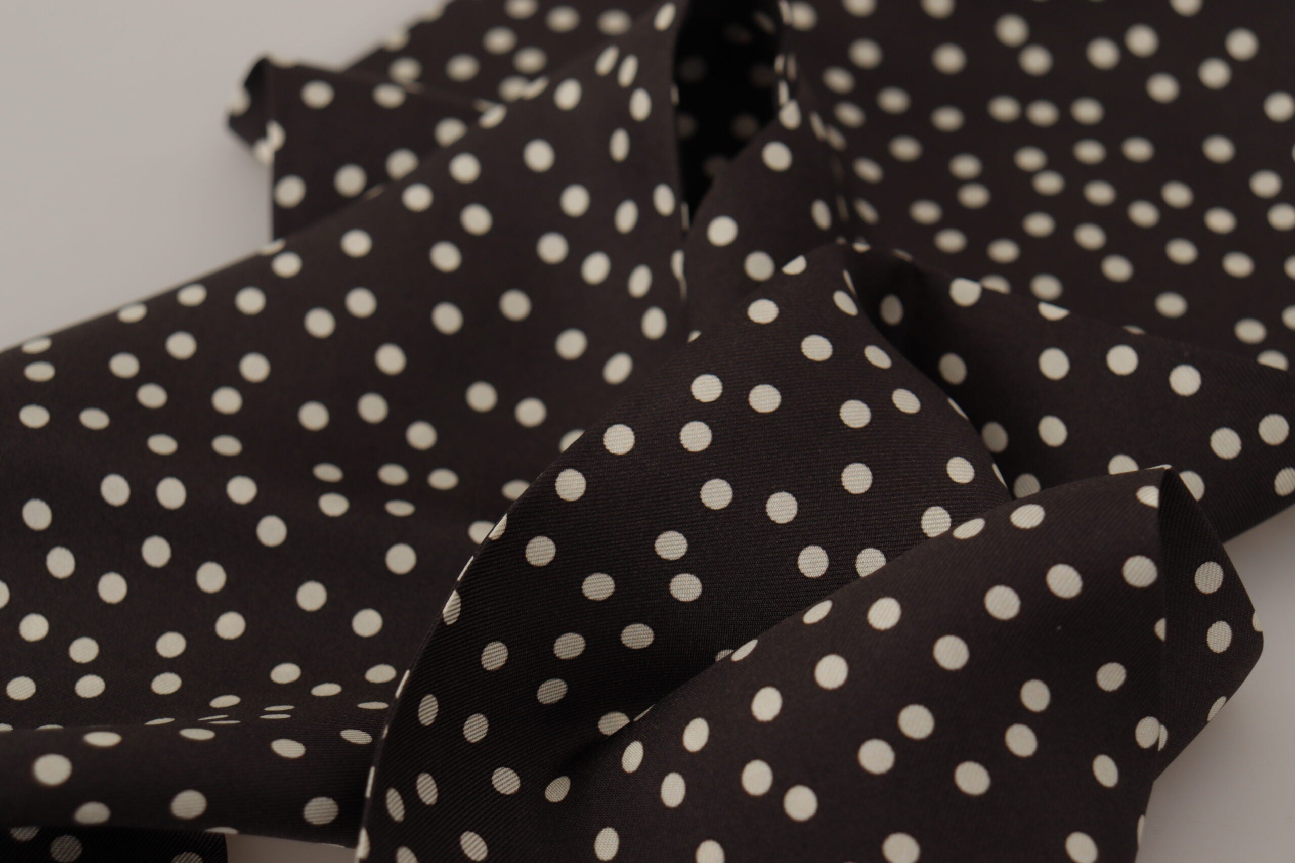 Dolce & Gabbana Elegant Silk Polka Dot Men's Scarf - ACCEXO