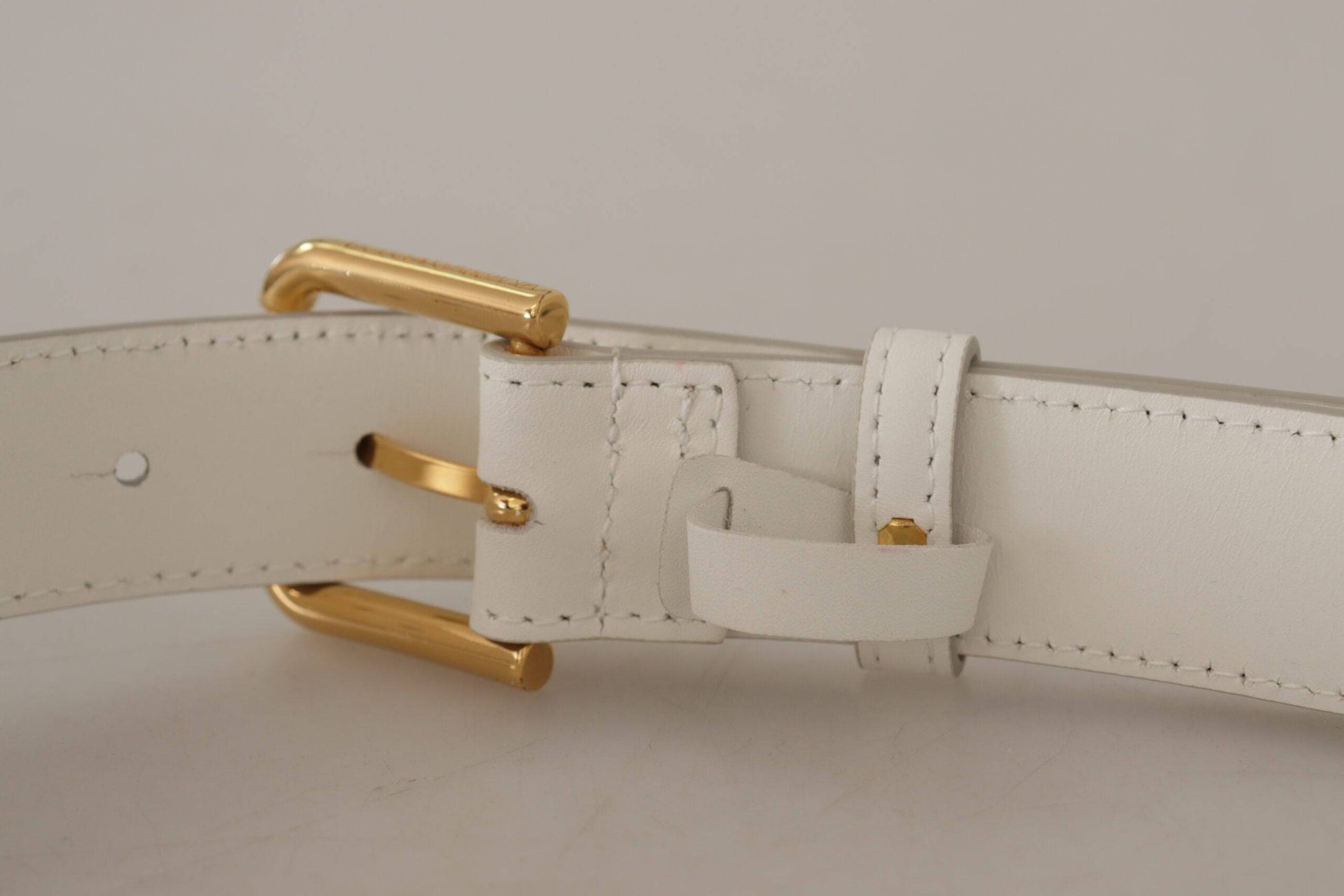 Dolce & Gabbana Chic White Leather Belt with Gold Engraved Buckle - ACCEXO