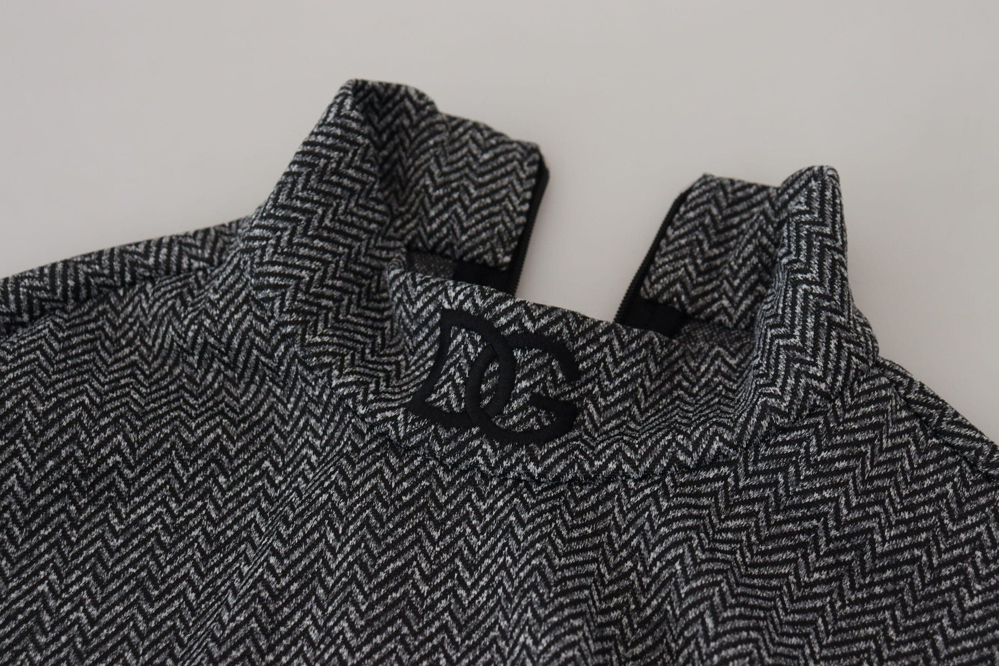 Dolce & Gabbana Elegant Dark Gray Pullover Sweater - ACCEXO