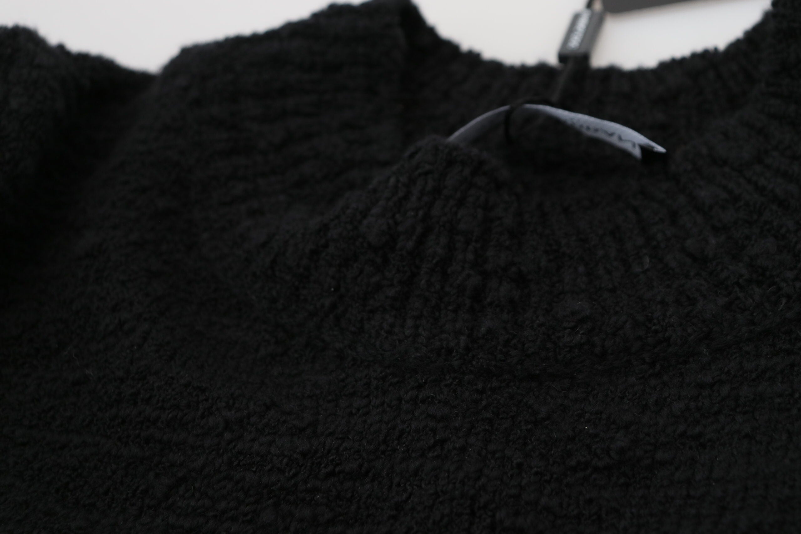 Dolce & Gabbana Elegant Virgin Wool Pullover Sweater - ACCEXO
