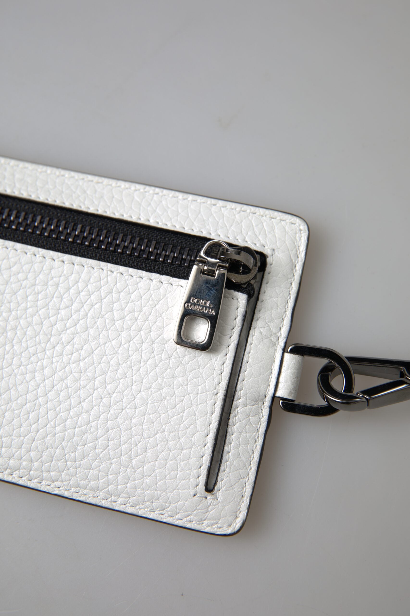 Dolce & Gabbana Elegant White Leather Cardholder Lanyard - ACCEXO