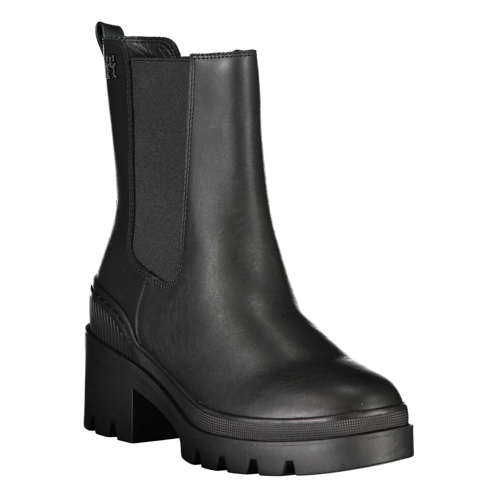 Tommy Hilfiger Chic Side Elastic Ankle Boots with Logo Detail - ACCEXO