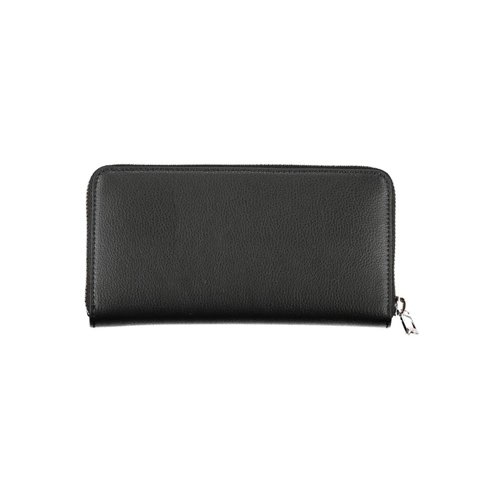 Tommy Hilfiger Sleek Zippered Black Wallet with Multiple Compartments