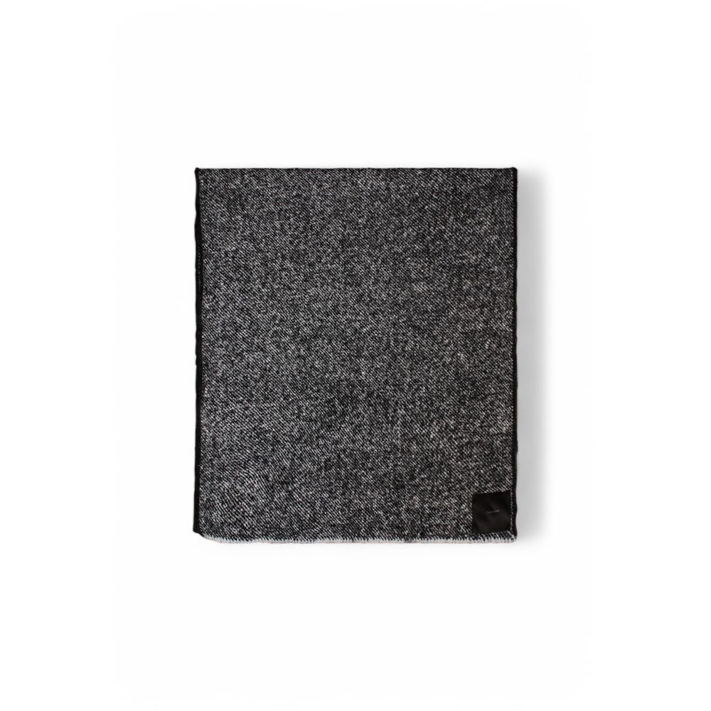 Calvin Klein Black And White Polyester Scarf - ACCEXO
