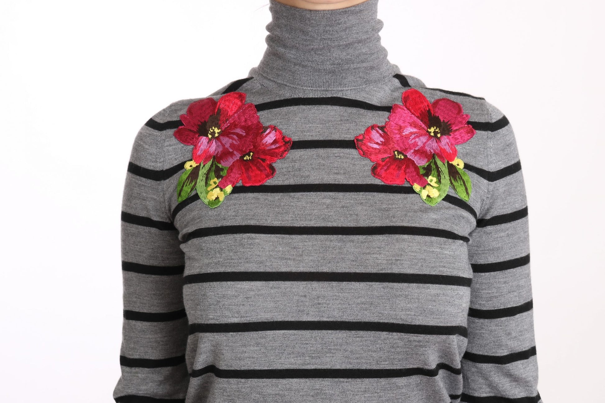 Dolce & Gabbana Elegant Embroidered Cashmere-Silk Sweater - ACCEXO