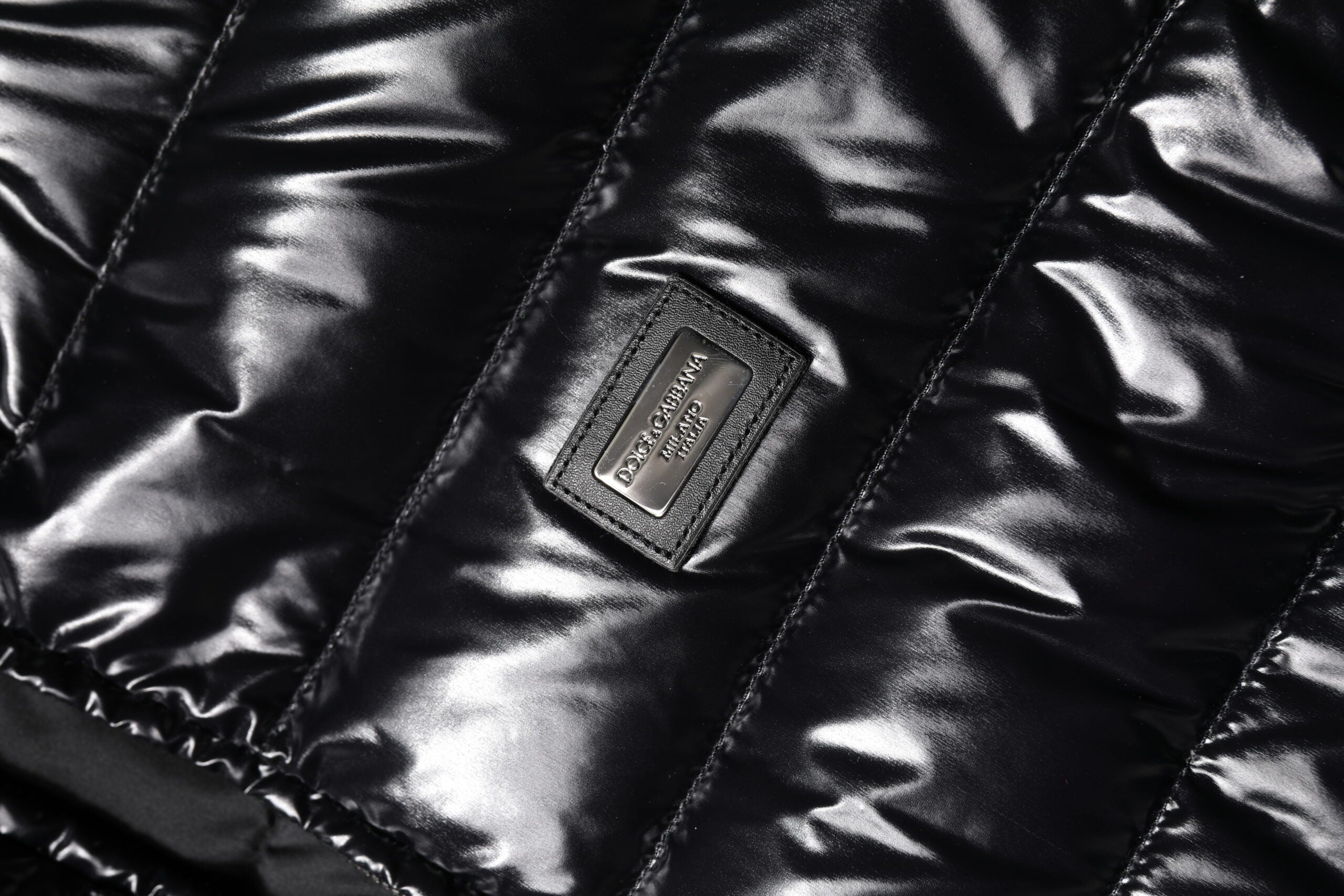 Dolce & Gabbana Black Logo Plaque Full Zip Puffer Jacket - ACCEXO