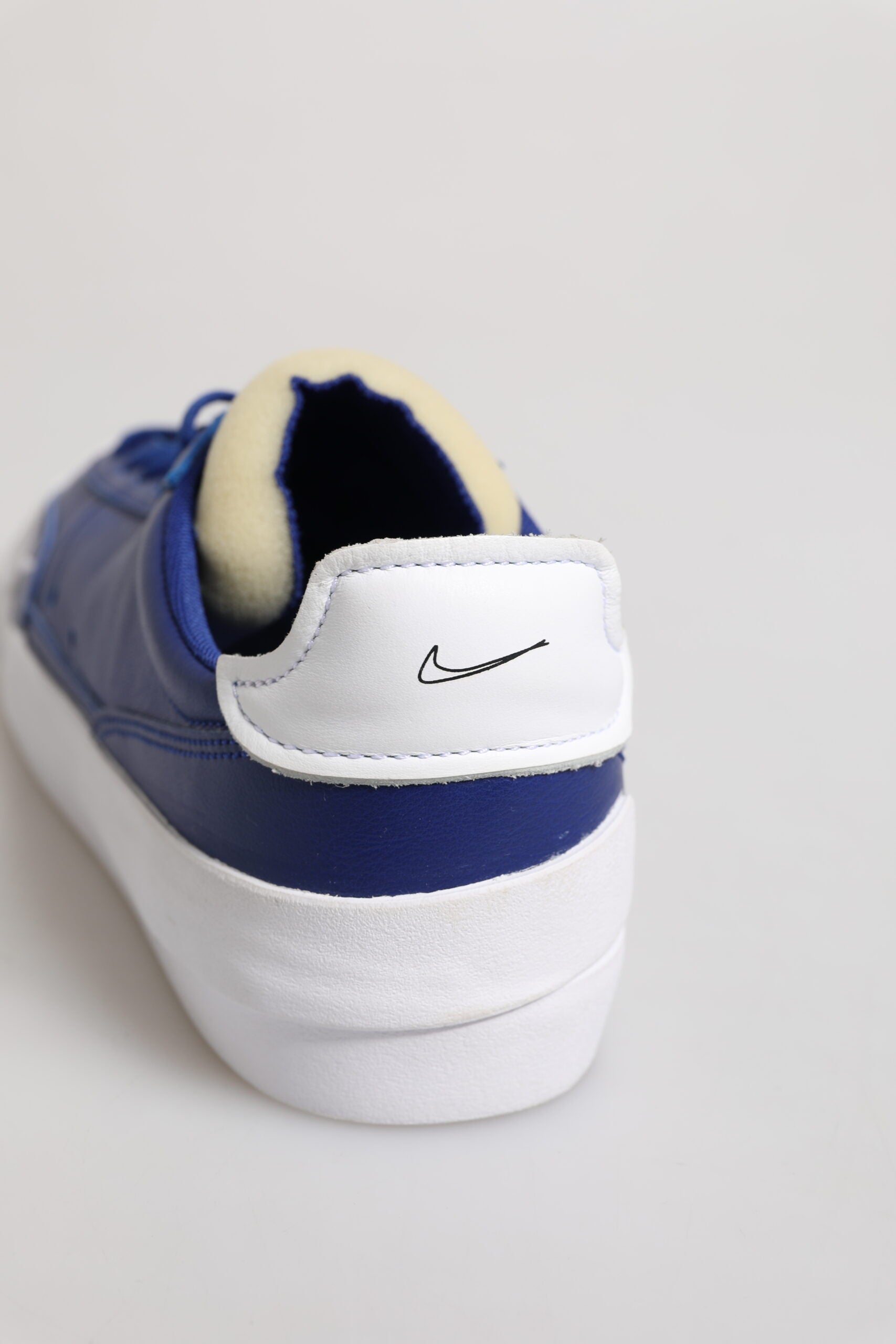 Nike White Blue Lace Up Low Top Drop-Type PRM Sneakers Shoes - ACCEXO