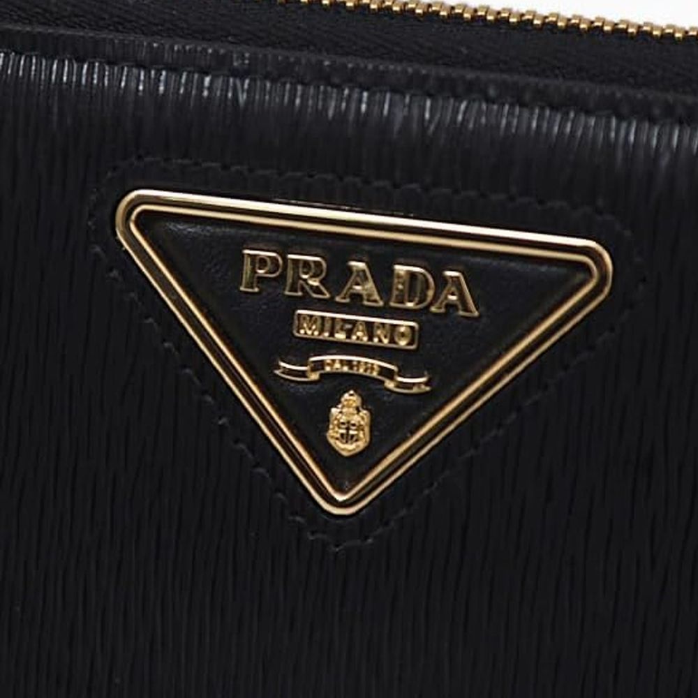 Prada Leather Logo Wallet - ACCEXO