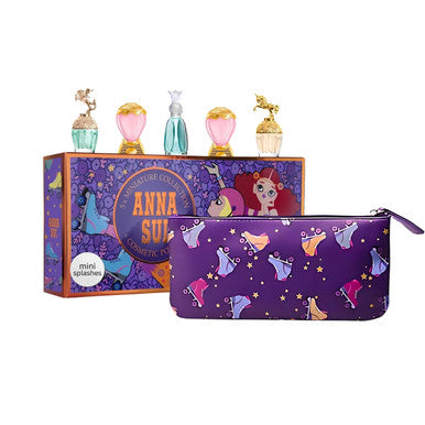 Anna Sui 6 Pc Mini Set For Women: Fantasia 0.17 Eau De Toilette + Fantasia Mermaid 0.17 Eau De Toilette + Secret Wish 0.17 Eau De Toilette + 2 X Sky 0.17 Eau De Toilette + Pouch - ACCEXO