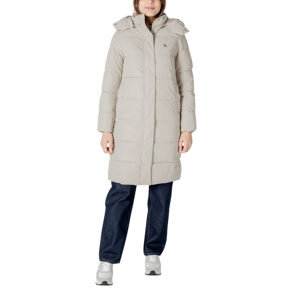 Woman’s long hooded puffer coat in beige, a stylish choice from Calvin Klein Jeans