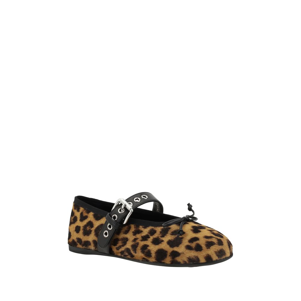 Leopard print ballet flat with ankle strap, Miu Miu animal print ballerinas style