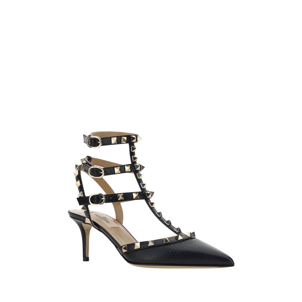 Black studded stiletto heel Valentino Garavani Rockstud Pumps for elegant style